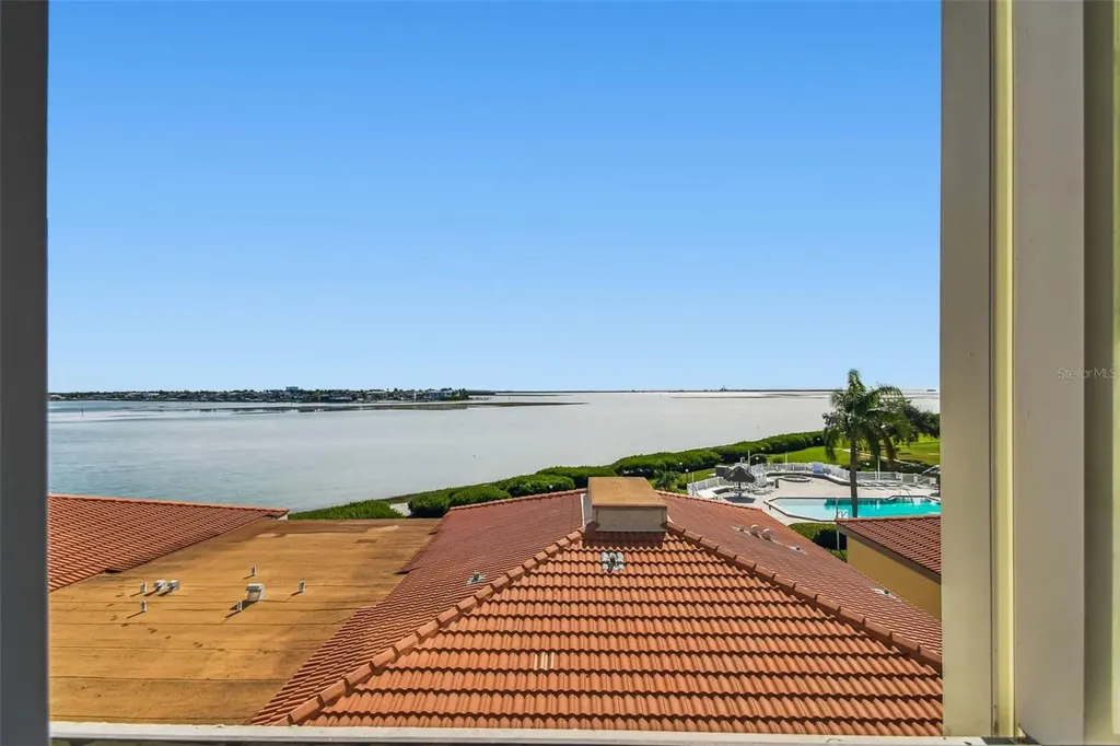 6104 Palma Del Mar Boulevard S St Petersburg FL 33715