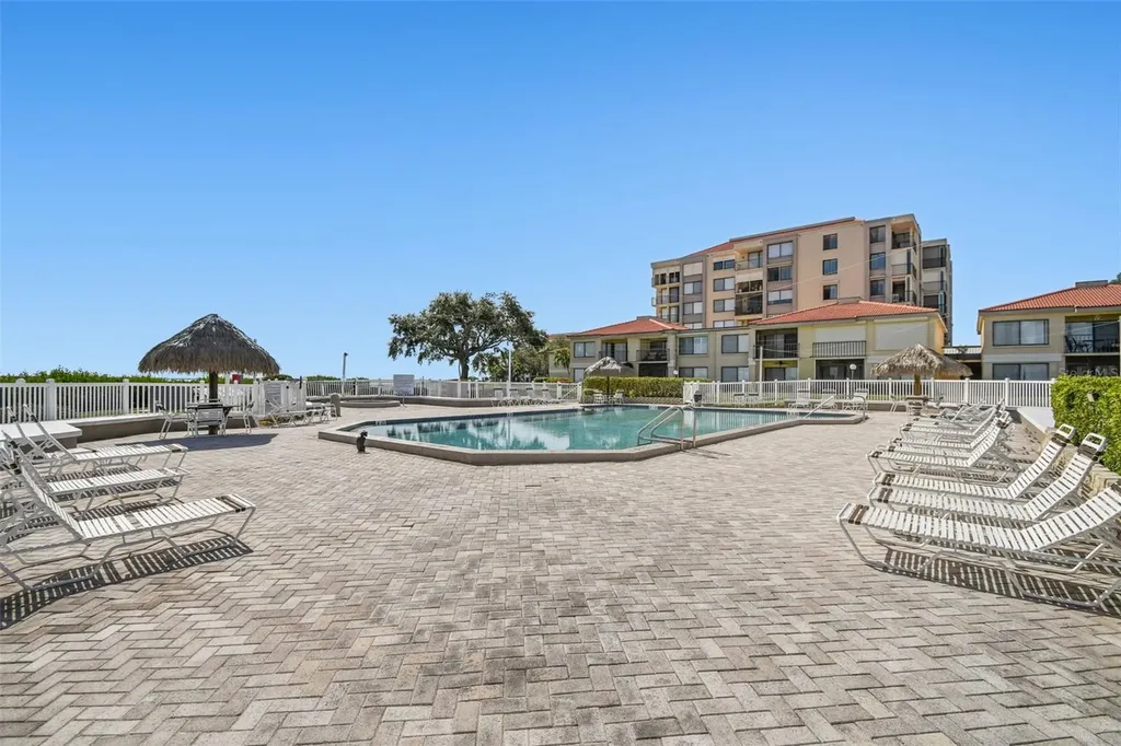 6104 Palma Del Mar Boulevard S St Petersburg FL 33715
