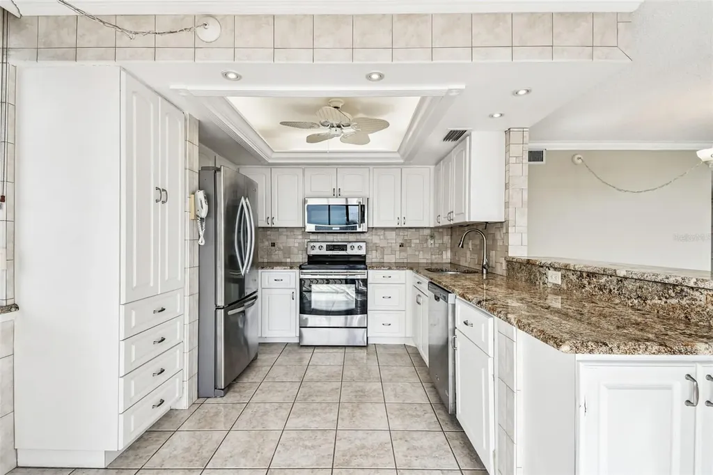 6104 Palma Del Mar Boulevard S St Petersburg FL 33715