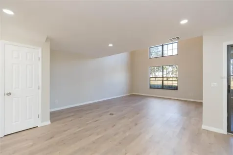 6545 Brentwood Drive Zephyrhills FL 33542