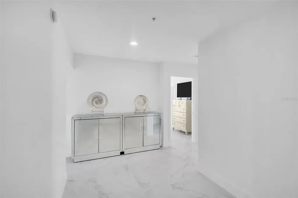 175 1st Street S St Petersburg FL 33701