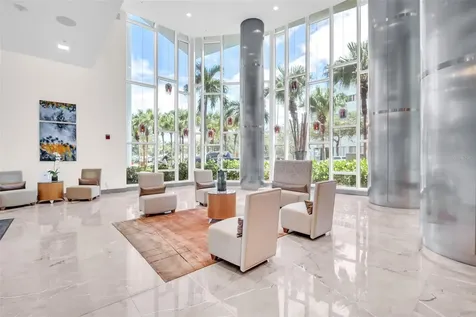 175 1st Street S St Petersburg FL 33701