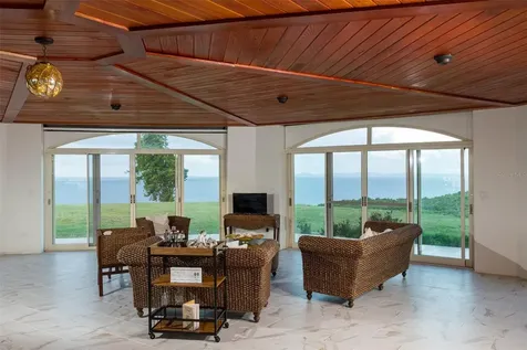 736 Brisas De Jasmin Vieques PR 00765