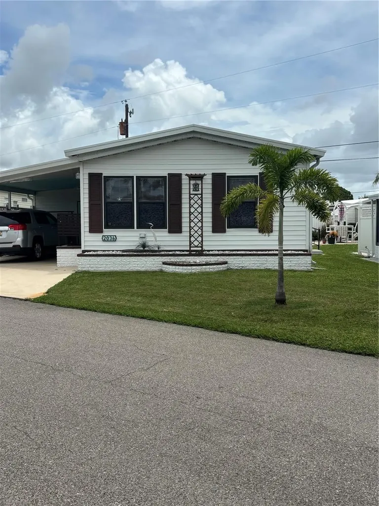2036 S Mobile Estates Drive Sarasota FL 34231