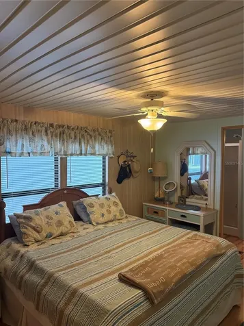 2036 S Mobile Estates Drive Sarasota FL 34231