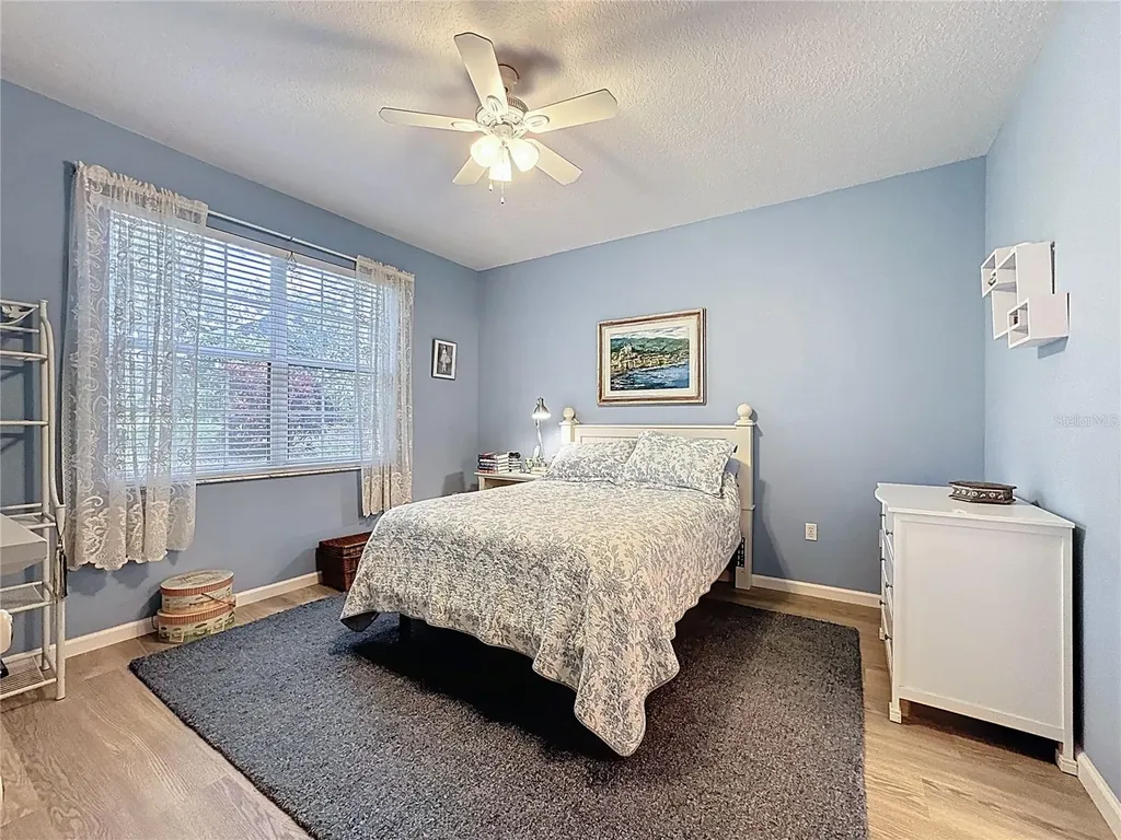 8315 Glenrose Way Sarasota FL 34238