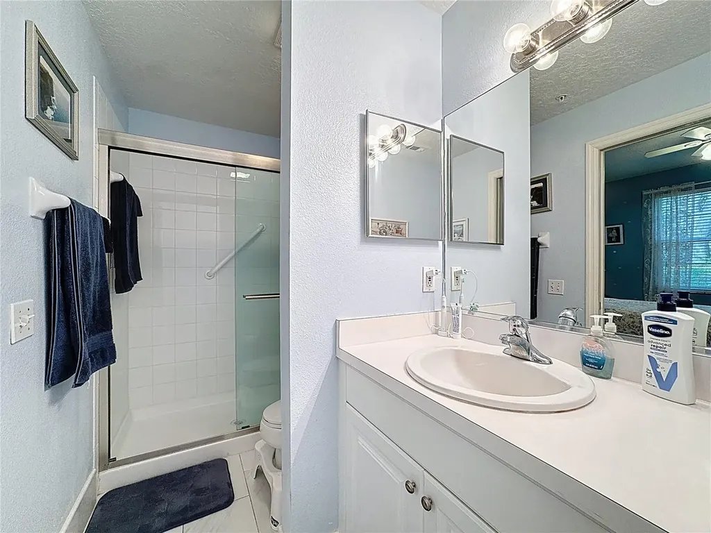8315 Glenrose Way Sarasota FL 34238