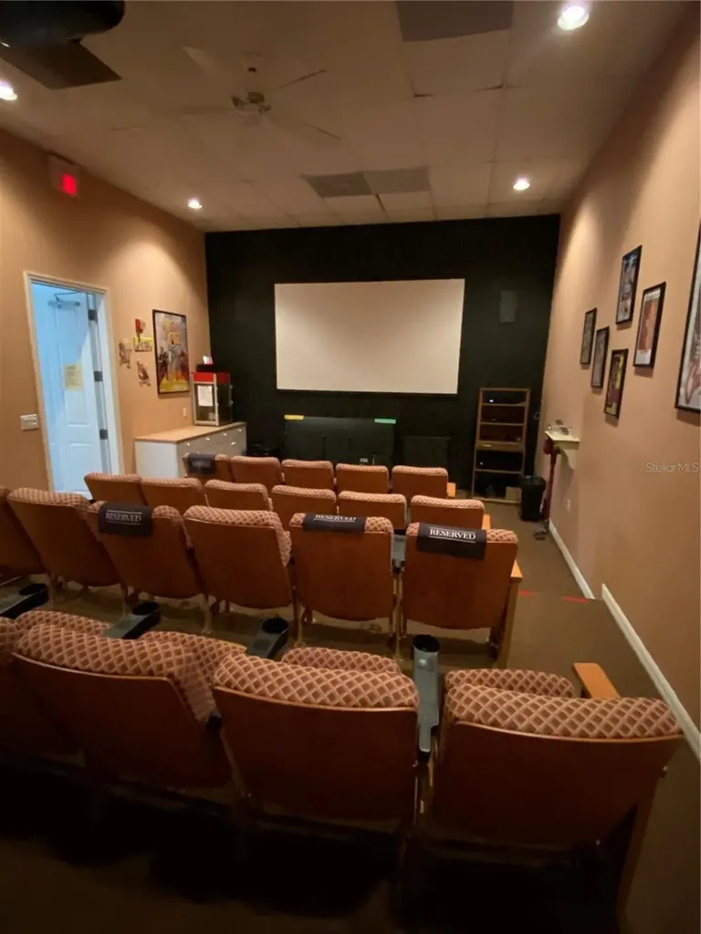 8315 Glenrose Way Sarasota FL 34238