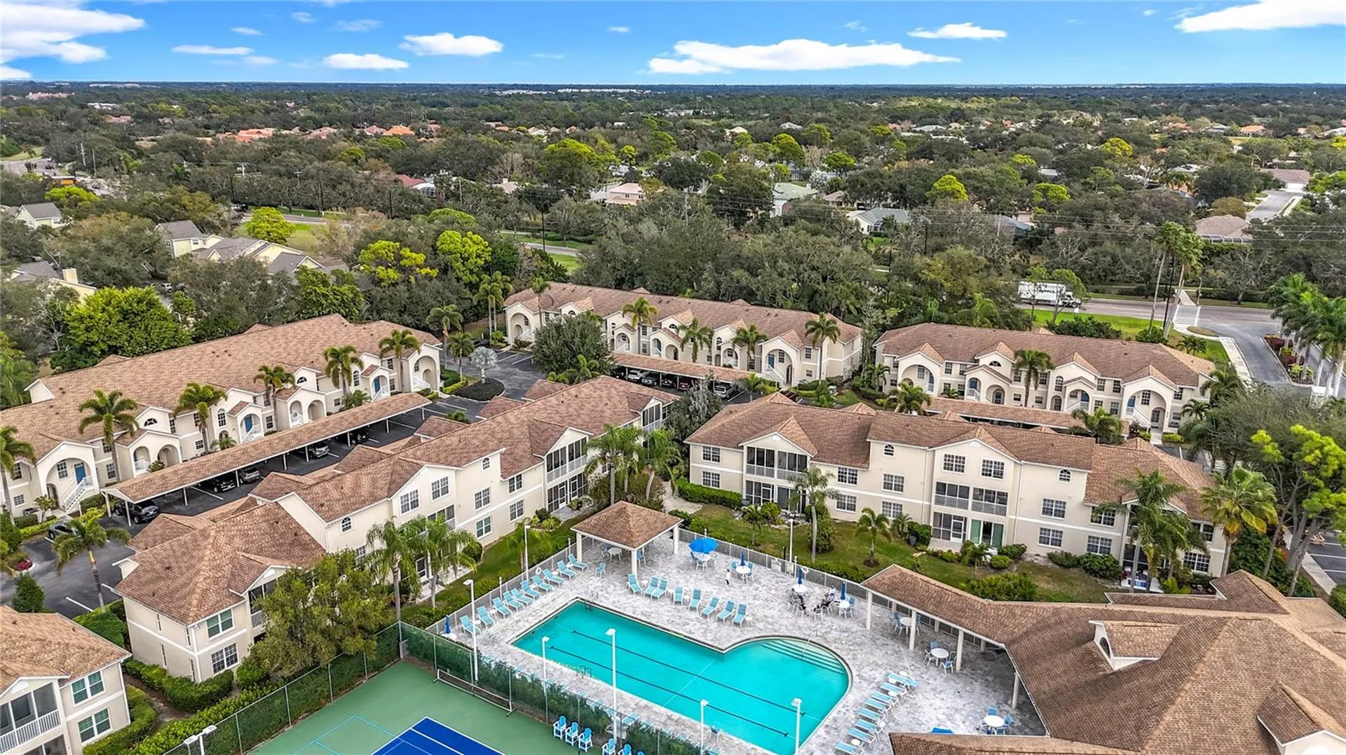 8315 Glenrose Way Sarasota FL 34238
