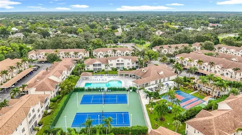 8315 Glenrose Way Sarasota FL 34238