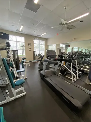 8315 Glenrose Way Sarasota FL 34238