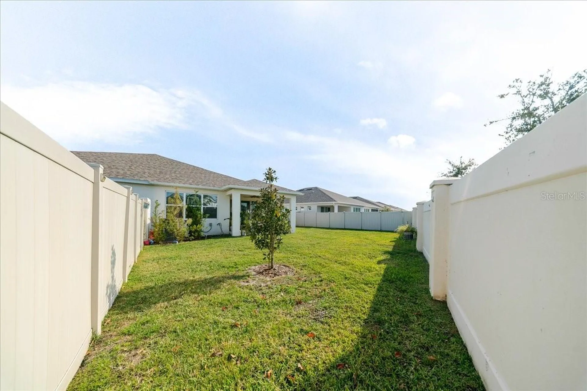 1833 Spring Shower Circle Kissimmee FL 34744