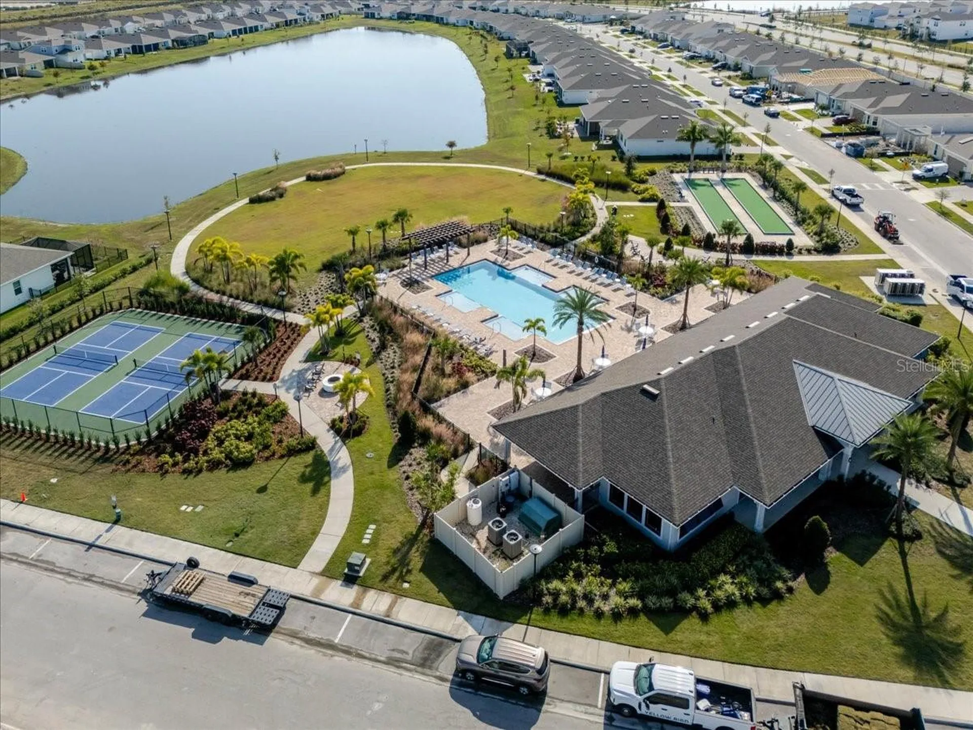 1833 Spring Shower Circle Kissimmee FL 34744