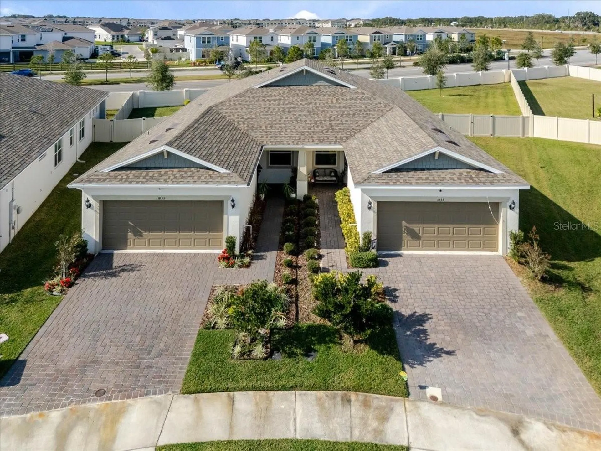 1833 Spring Shower Circle Kissimmee FL 34744