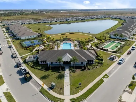 1833 Spring Shower Circle Kissimmee FL 34744