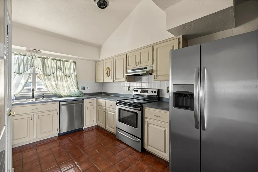 11001 SE Sunset Harbor Road Summerfield FL 34491