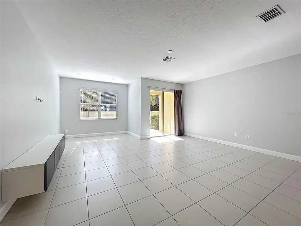 2592 Econ Landing Boulevard Orlando FL 32825