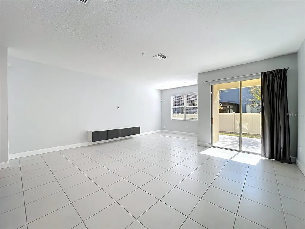 2592 Econ Landing Boulevard Orlando FL 32825