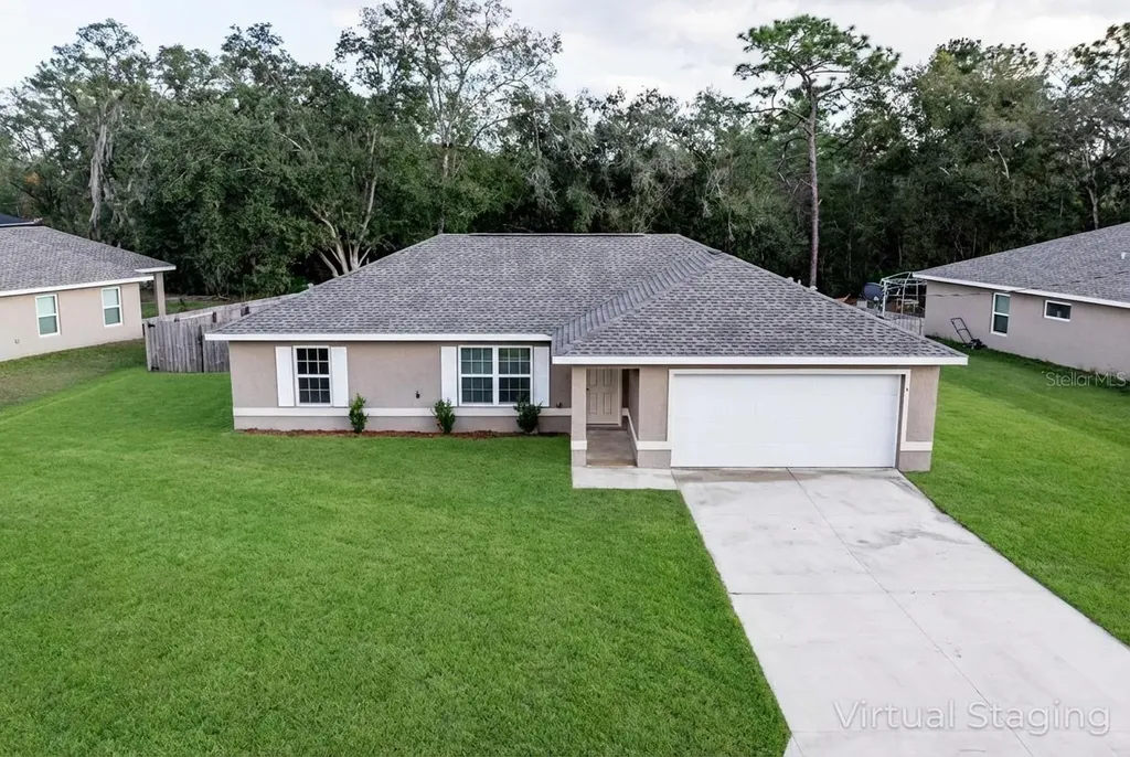 5 Malauka Radial Circle Ocklawaha FL 32179