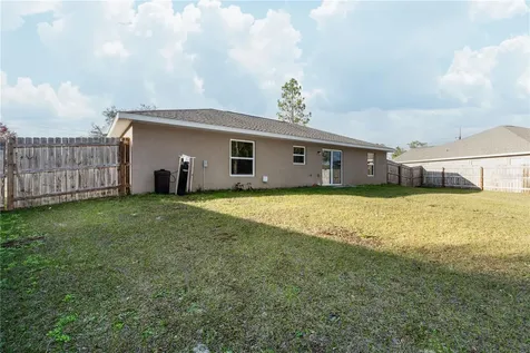 5 Malauka Radial Circle Ocklawaha FL 32179