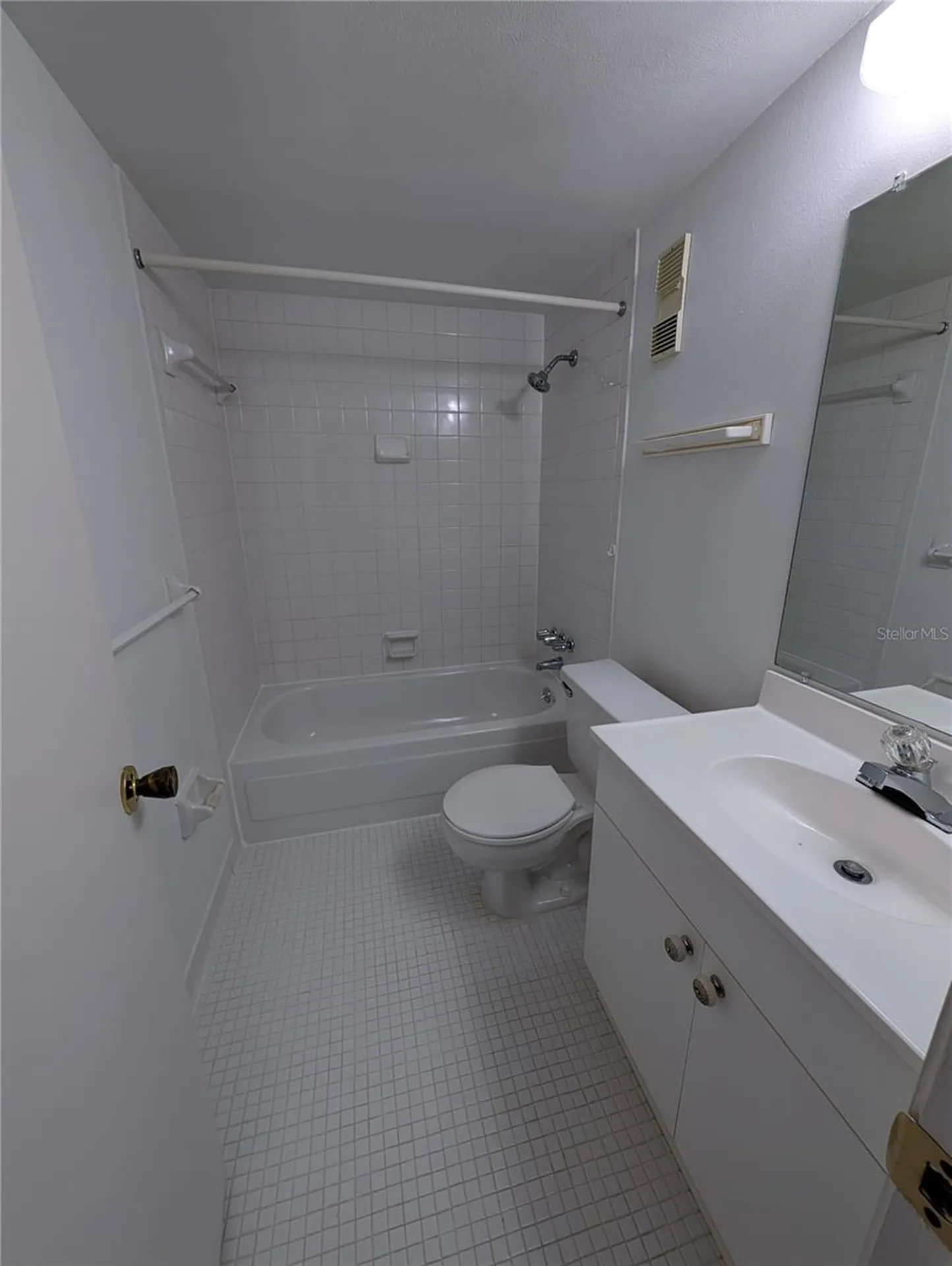 3298 S Semoran Boulevard Orlando FL 32822