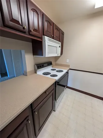 3298 S Semoran Boulevard Orlando FL 32822