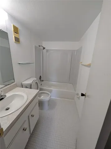 3298 S Semoran Boulevard Orlando FL 32822