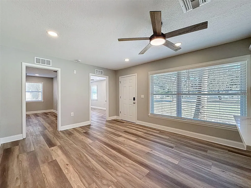 9161 Royal Palm Avenue New Port Richey FL 34654