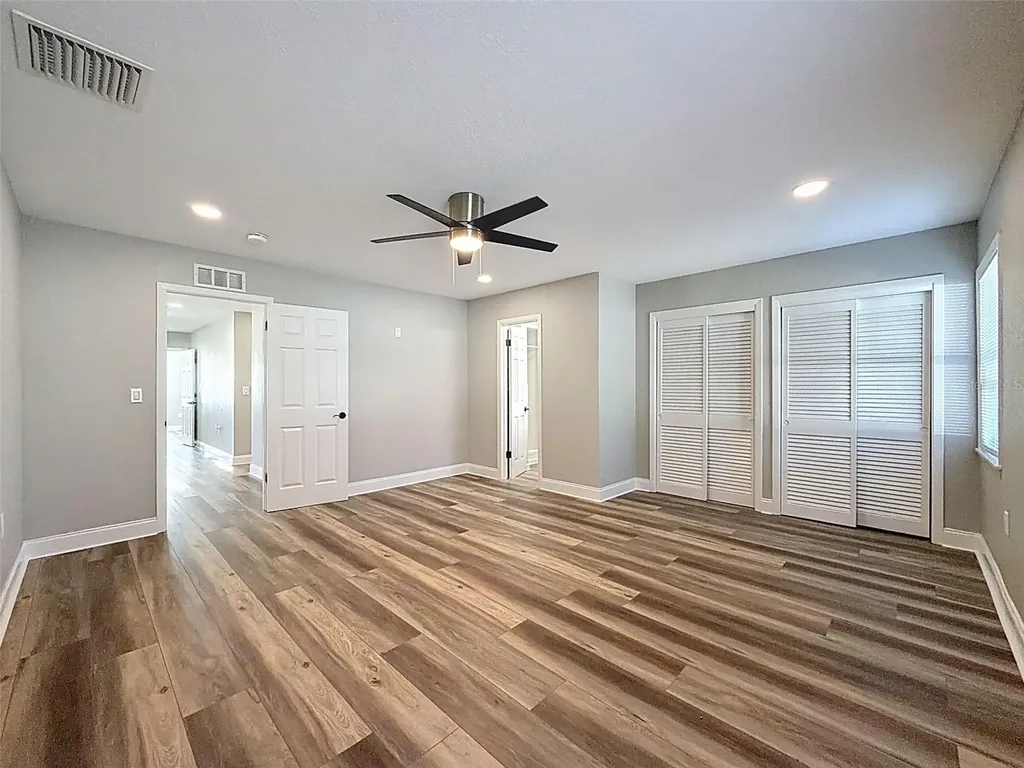 9161 Royal Palm Avenue New Port Richey FL 34654