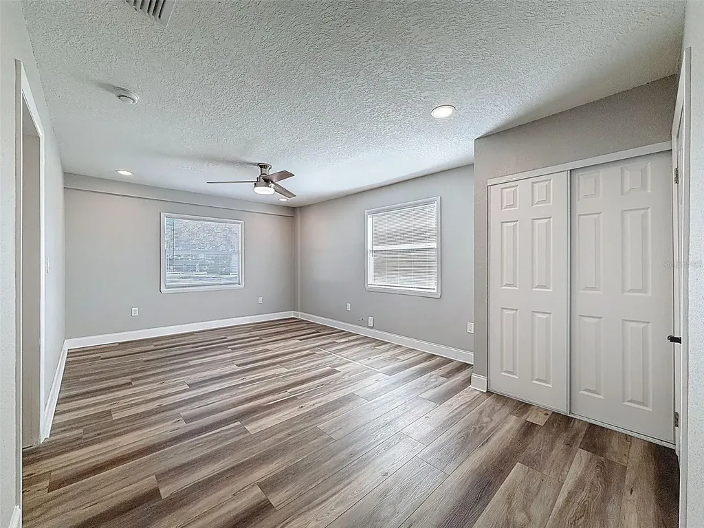 9161 Royal Palm Avenue New Port Richey FL 34654