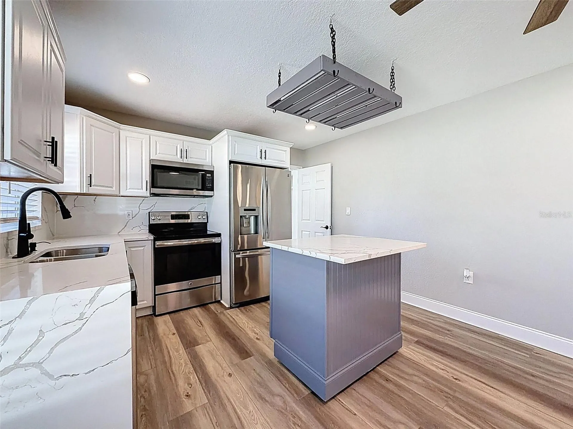 9161 Royal Palm Avenue New Port Richey FL 34654