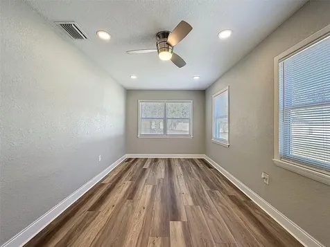 9161 Royal Palm Avenue New Port Richey FL 34654
