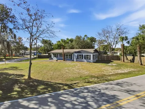 9161 Royal Palm Avenue New Port Richey FL 34654