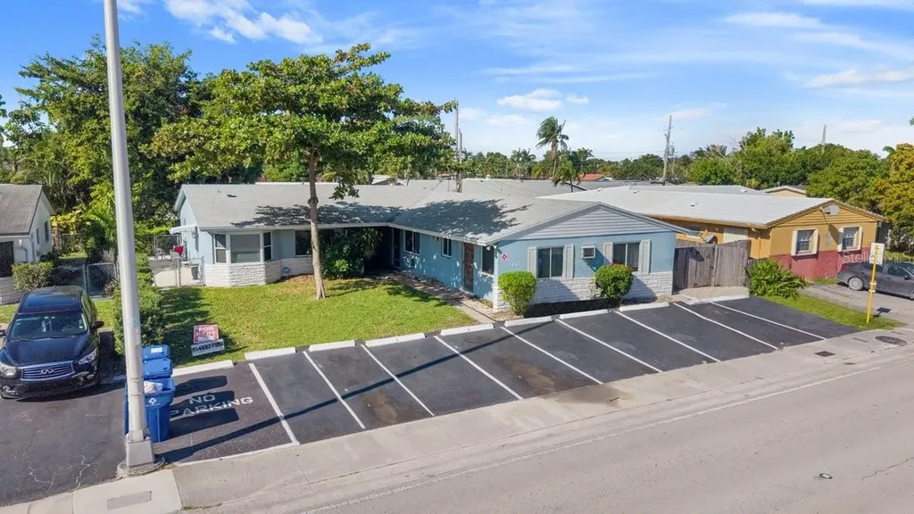 5861 NE 18th Avenue Fort Lauderdale FL 33334