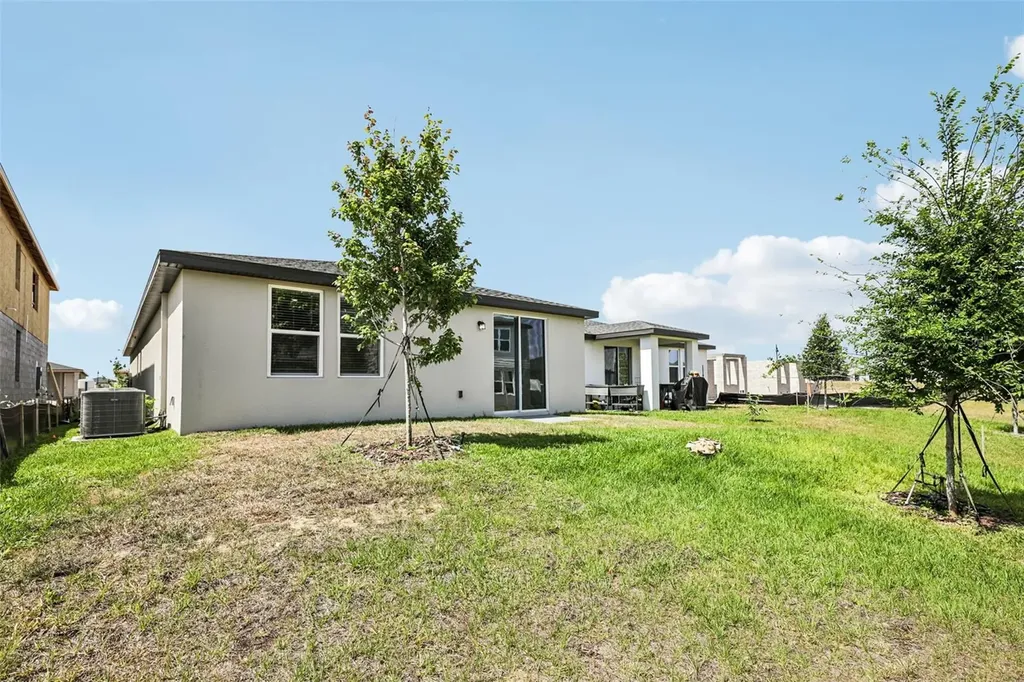 5310 Willow Creek Haines City FL 33844