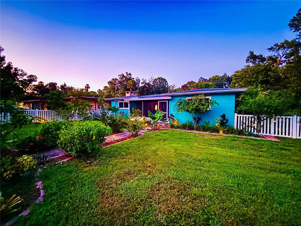 357 S Seneca Boulevard Daytona Beach FL 32114