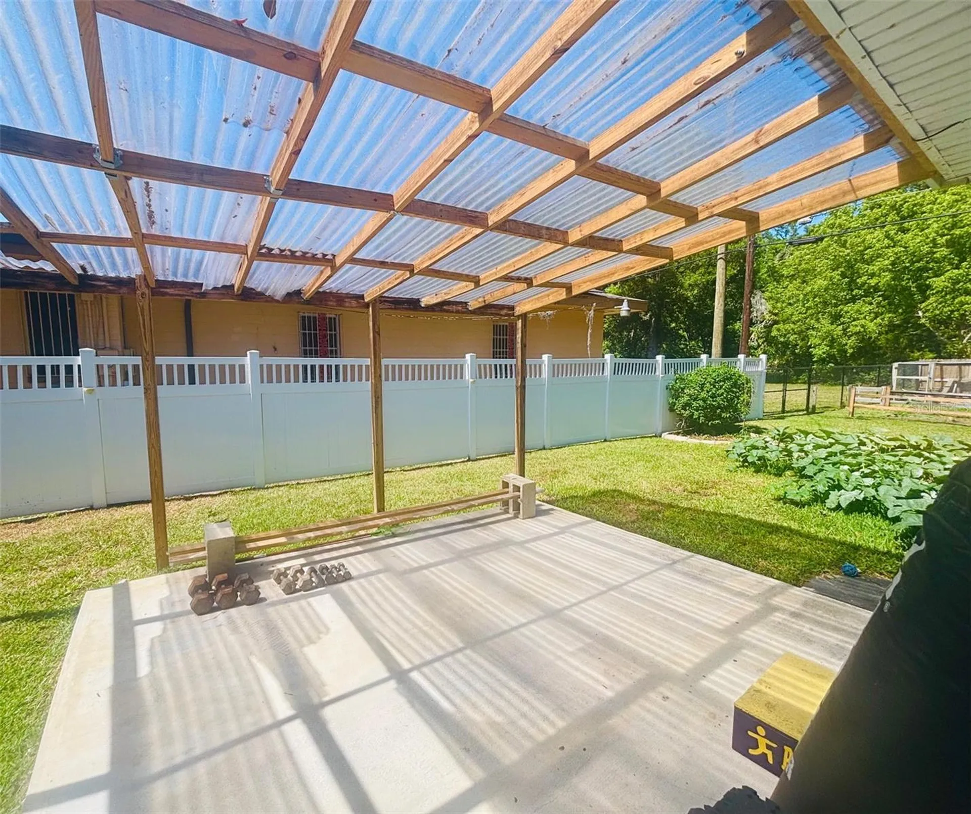 357 S Seneca Boulevard Daytona Beach FL 32114