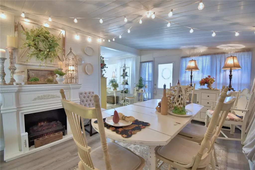 141 Paradise Lane Auburndale FL 33823