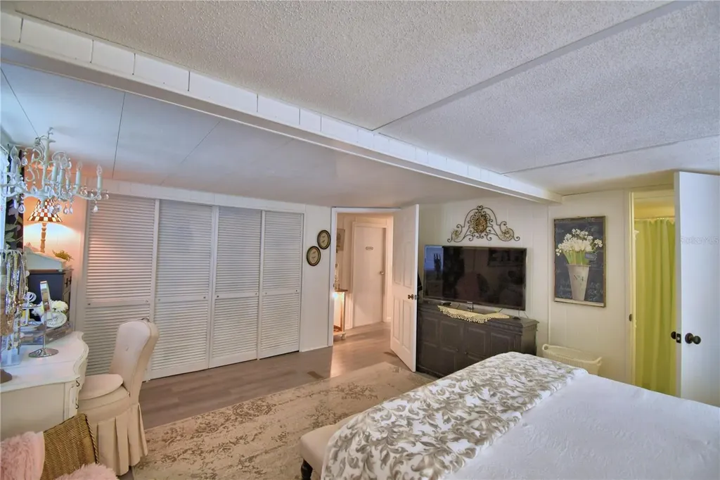 141 Paradise Lane Auburndale FL 33823