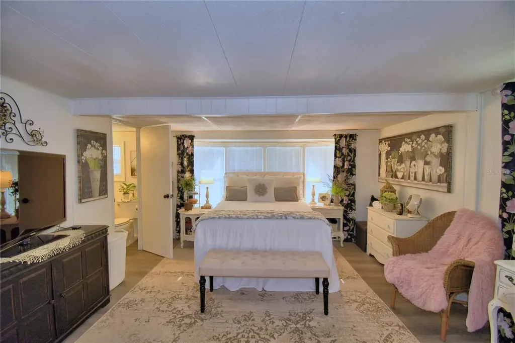 141 Paradise Lane Auburndale FL 33823