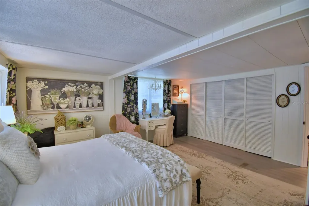 141 Paradise Lane Auburndale FL 33823