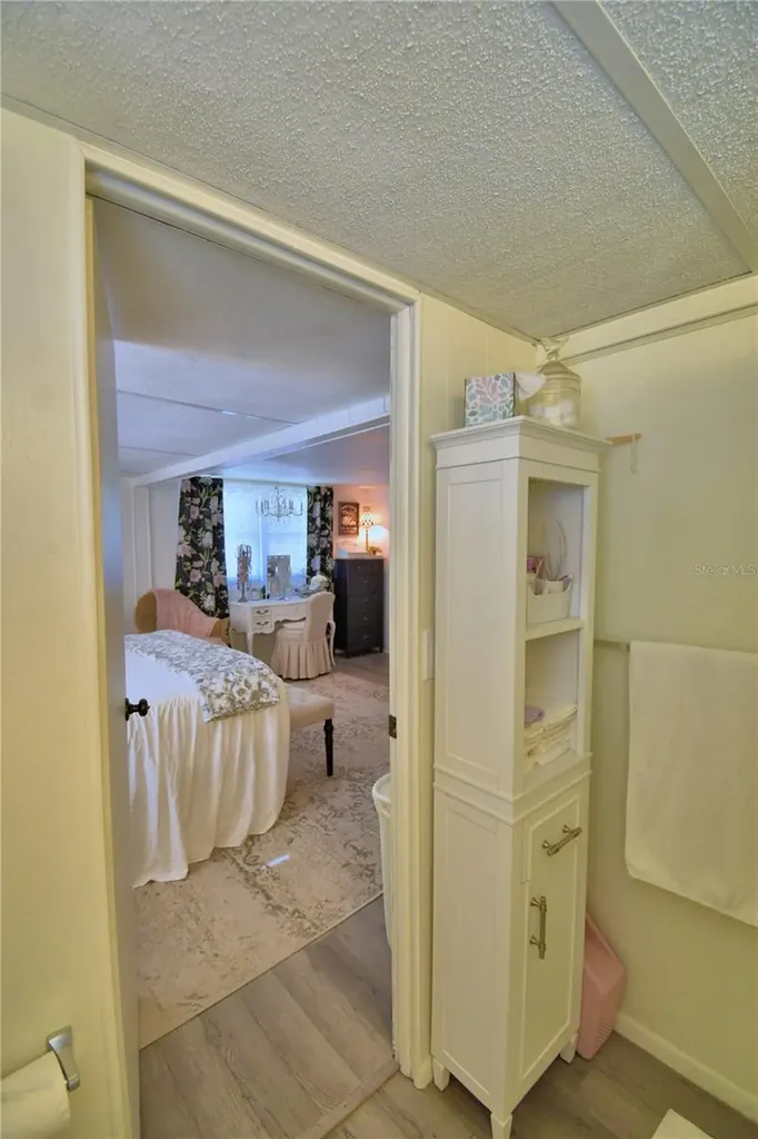 141 Paradise Lane Auburndale FL 33823