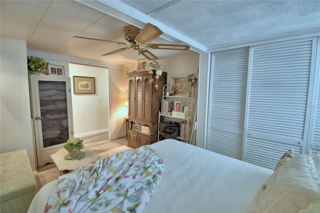 141 Paradise Lane Auburndale FL 33823