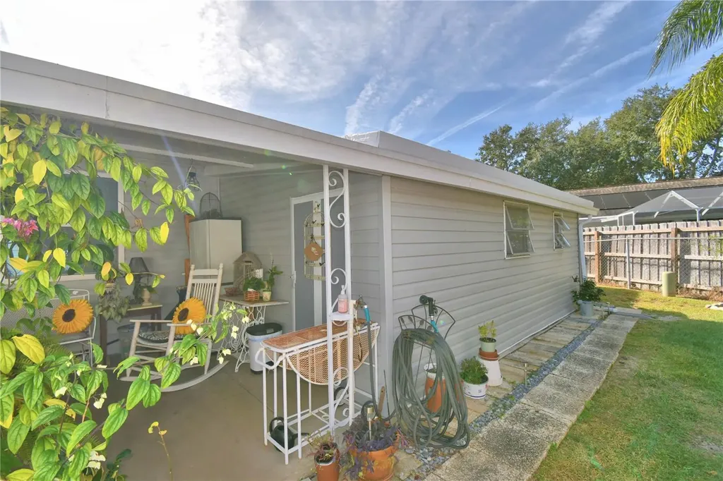 141 Paradise Lane Auburndale FL 33823