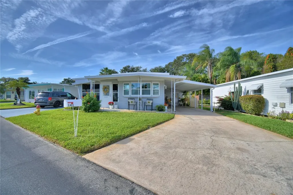 141 Paradise Lane Auburndale FL 33823
