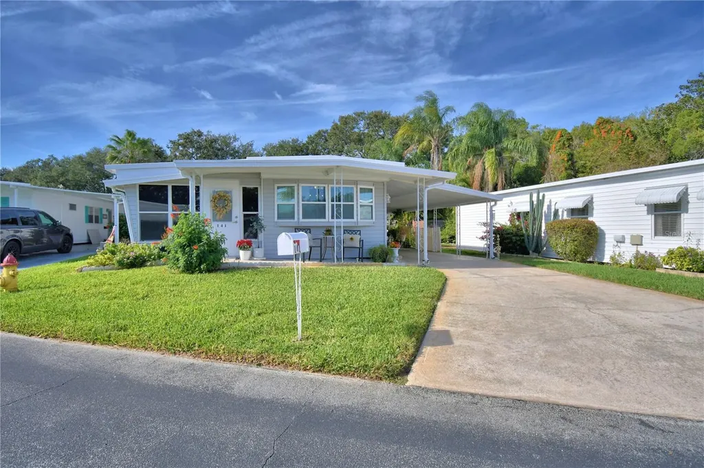 141 Paradise Lane Auburndale FL 33823