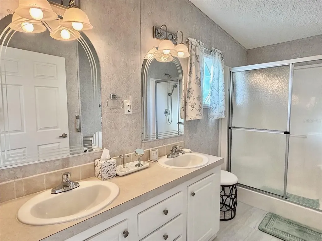 6727 Mount Pleasant Road NE St Petersburg FL 33702
