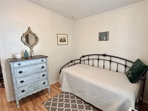 6727 Mount Pleasant Road NE St Petersburg FL 33702