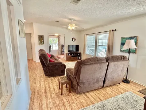 6727 Mount Pleasant Road NE St Petersburg FL 33702