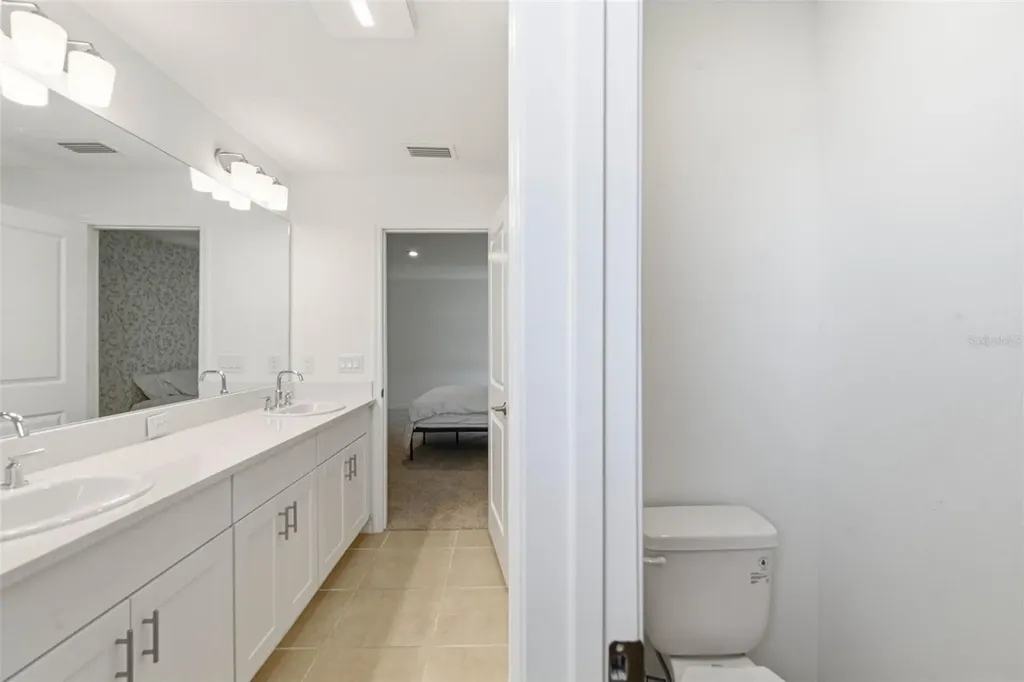 5905 Laurelcrest Glen Palmetto FL 34221